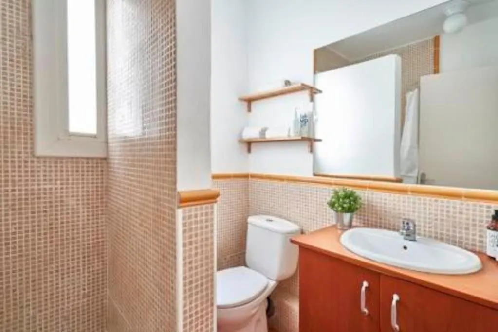 Bebarceloner Eixample Apartments - 4 Bedrooms